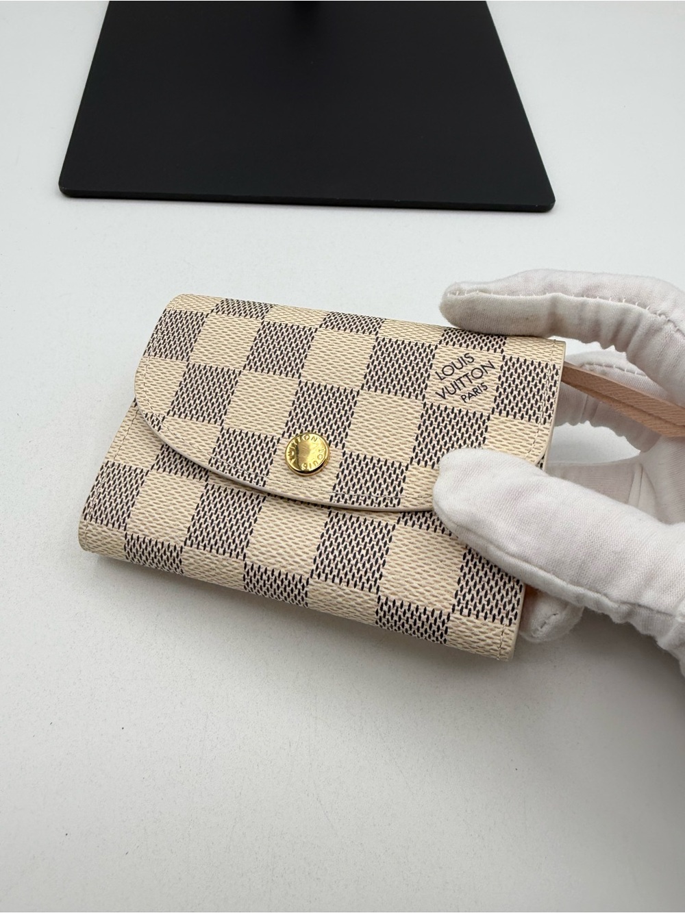 Louis Vuitton Compact Damier Wallet - Picture 4 of 13